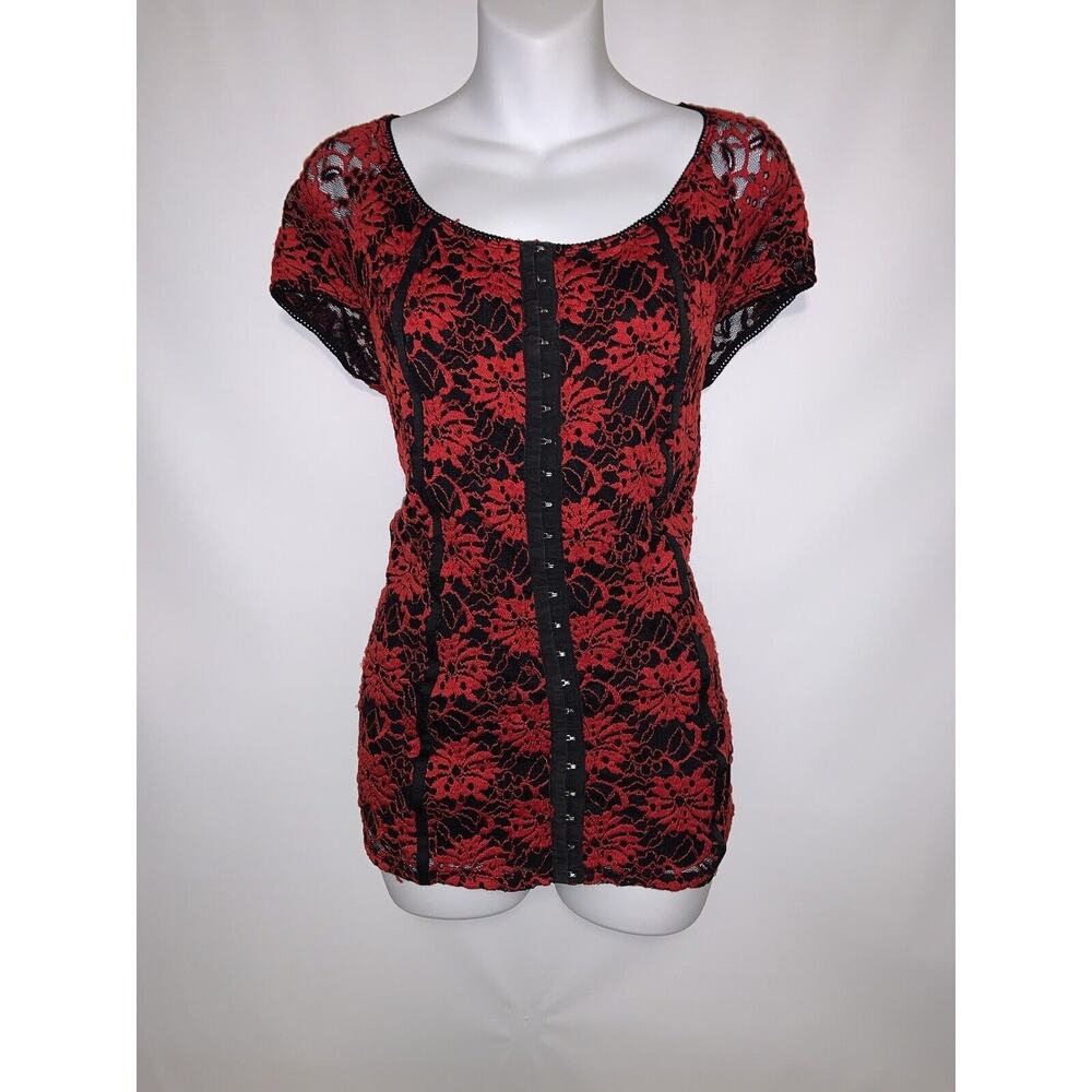 Avenue Womens Black & Red Floral Lace Top Size 14 16 Short Sleeve Y2K Style